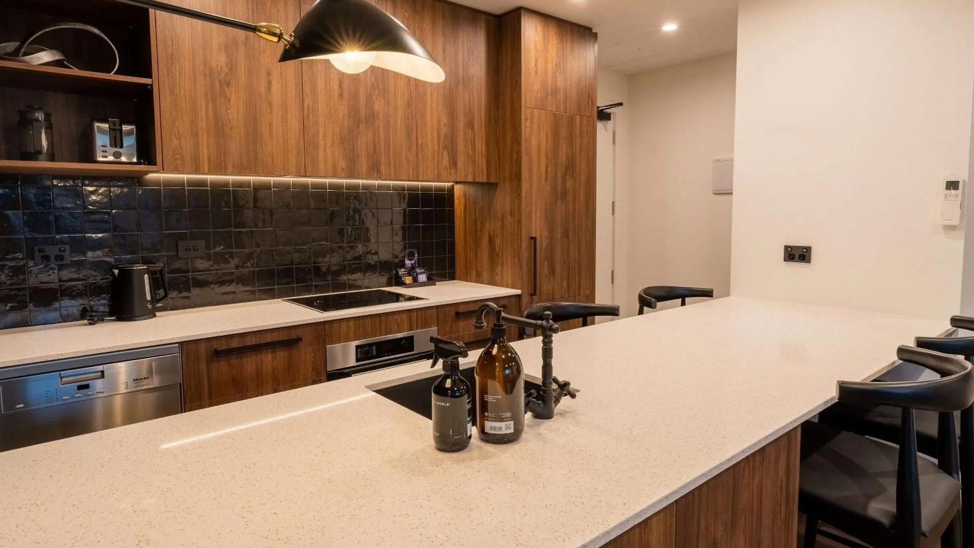 Tryp By Wyndham Wellington, Tory Street Hotel 4*, Wellington New Zealand