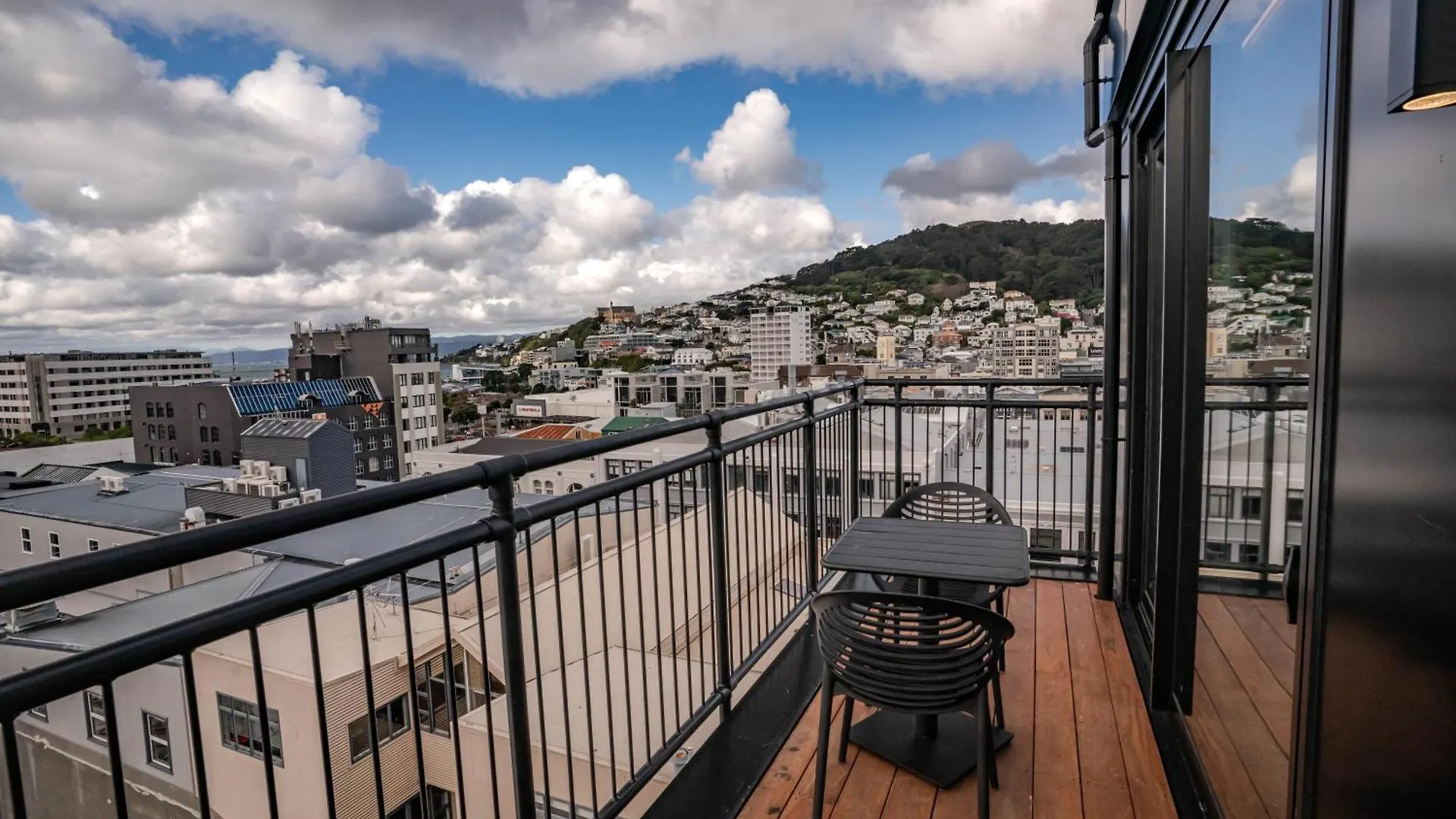 Hotel Tryp By Wyndham Wellington, Tory Street 4*, Wellington